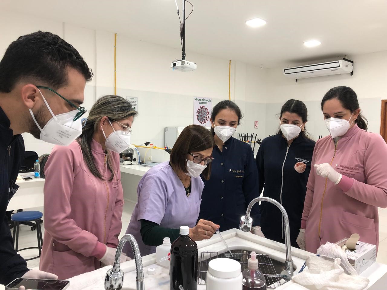 Red Nacional de Laboratorios fortalece calidad diagn&oacute;stica en el interior del pa&iacute;s con capacitaciones especializadas
